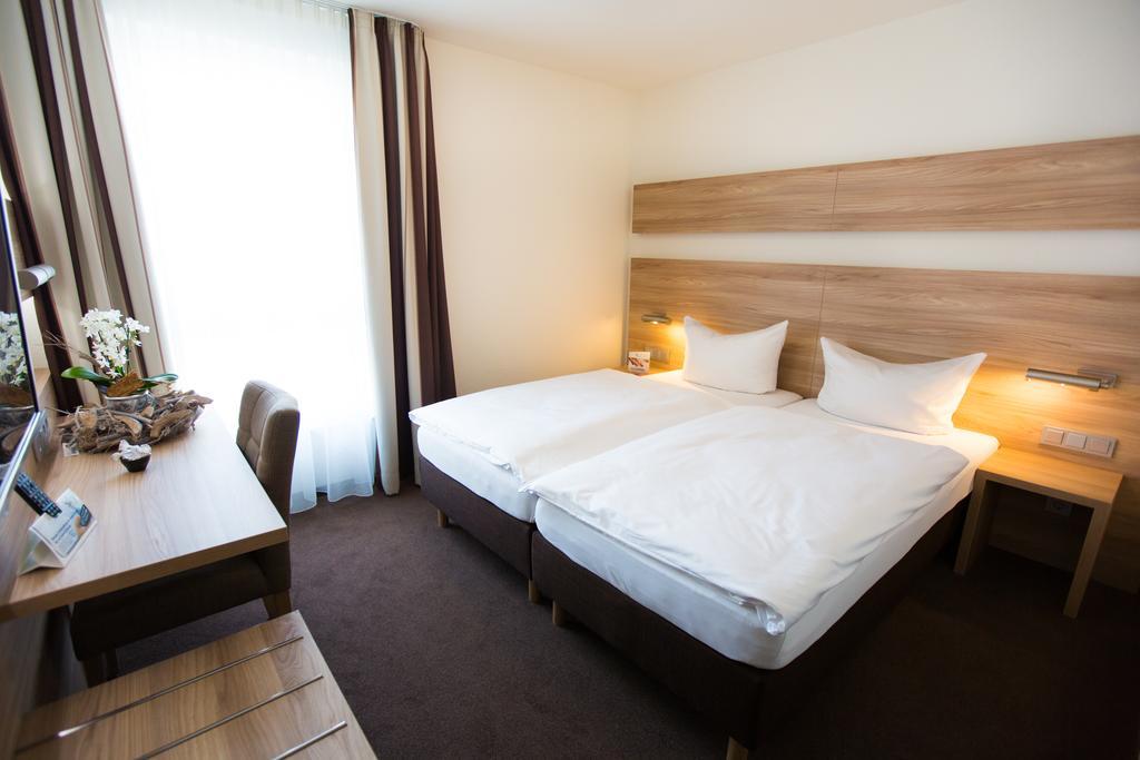 Hotel & Restaurant Rose Bietigheim-Bissingen Δωμάτιο φωτογραφία