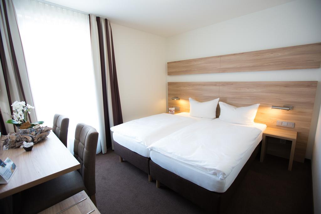Hotel & Restaurant Rose Bietigheim-Bissingen Δωμάτιο φωτογραφία